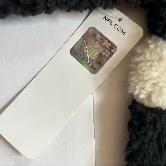 NWT Kids Steelers NFL Fleece Hooded Onesie - Picture 10 of 14